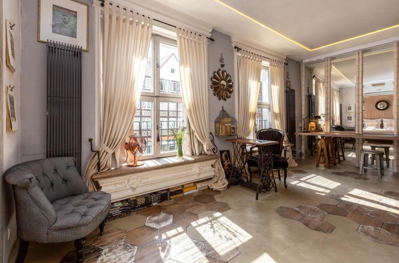 Old Town Paradise Lost By Downtown Apartment *