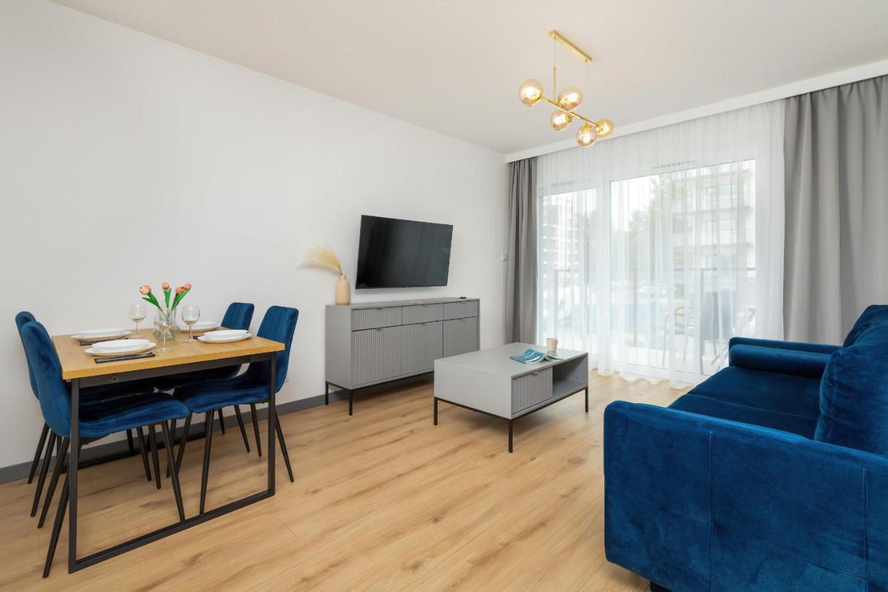 Starowiejska With Balcony & Parking Next To Arena Stadium By Renters Apartment *