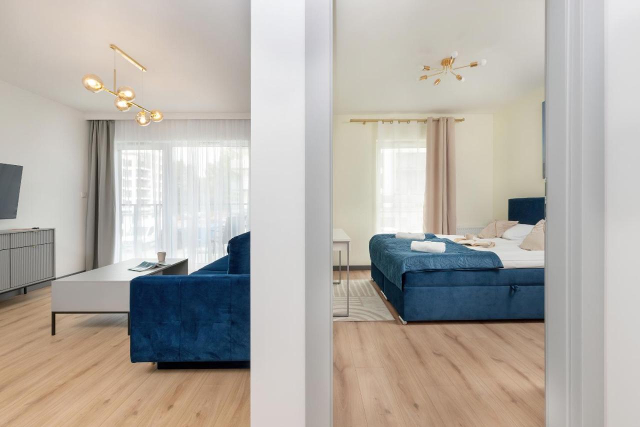Starowiejska With Balcony & Parking Next To Arena Stadium By Renters Apartment
