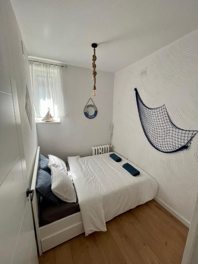 Huoneisto Sailor By Marina Old Town For 8 People, Free Parking!