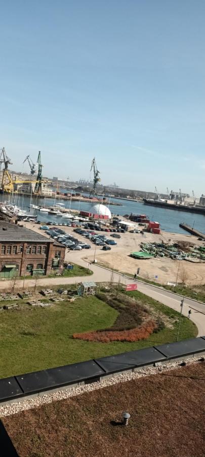Apartment Doki Living & Foodhall Gdansk