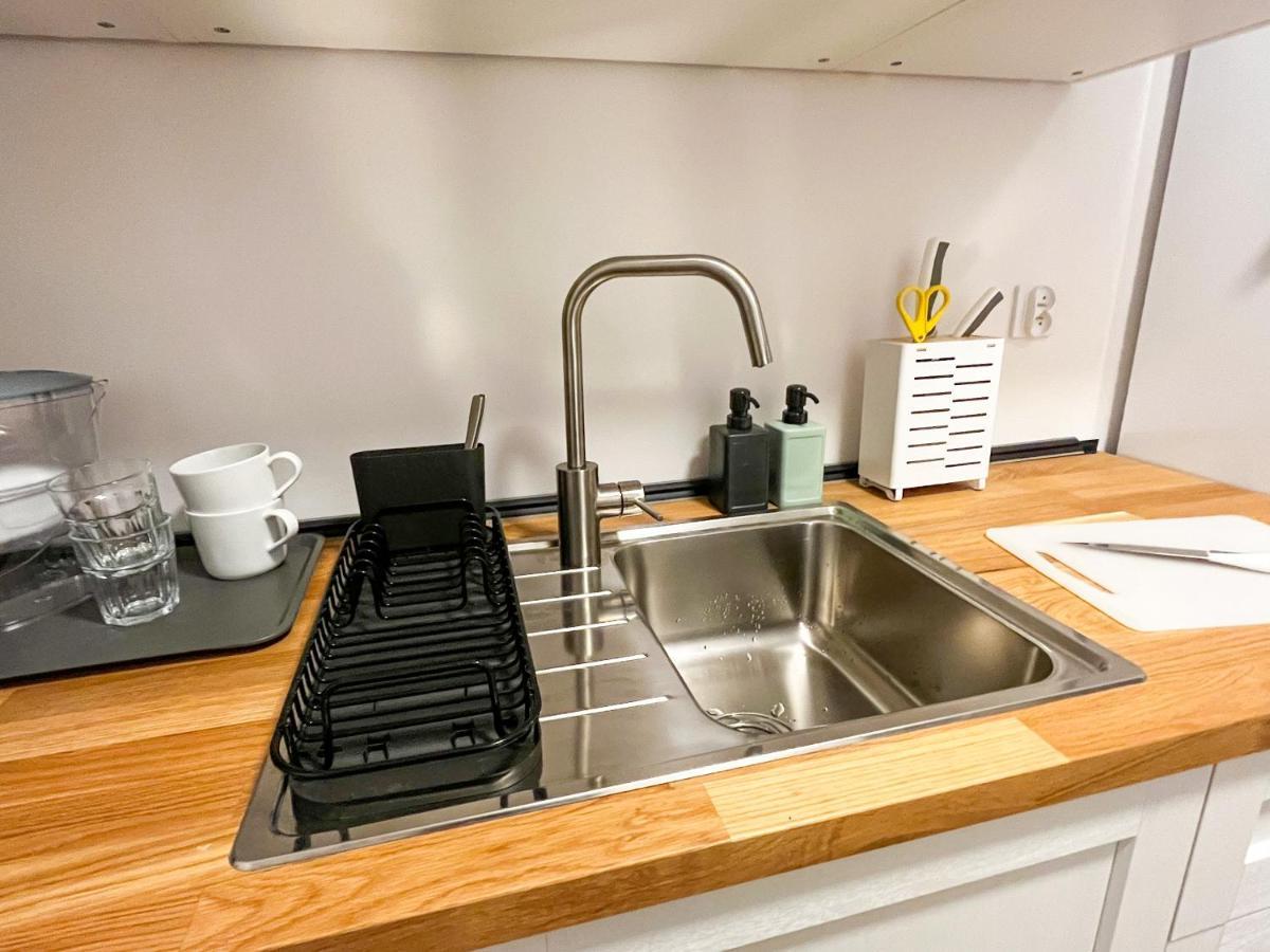 And Sea Apartment *