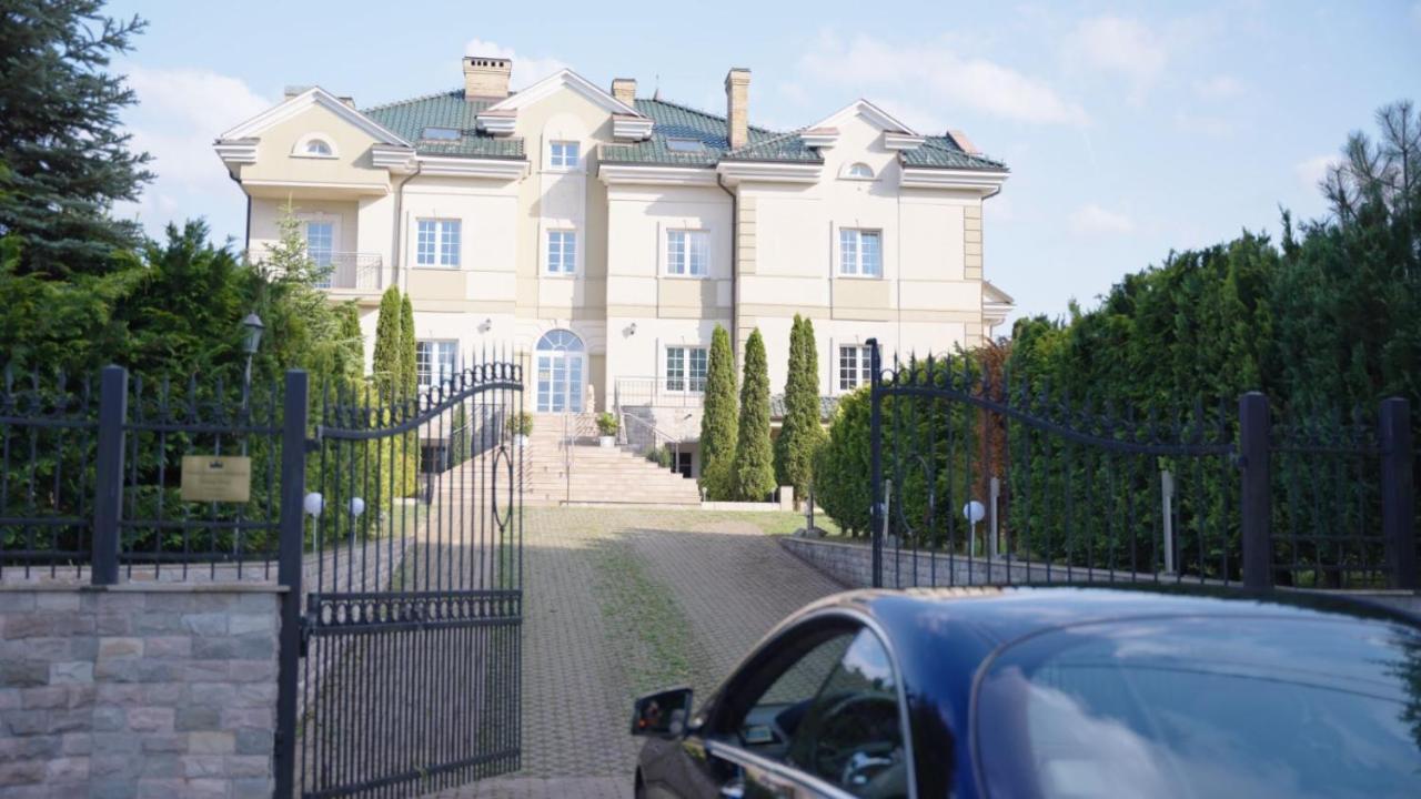 Dworek Krolewski Malgorzata Lejlighedshotel