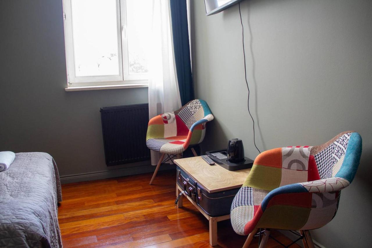 Hostel Open Doors