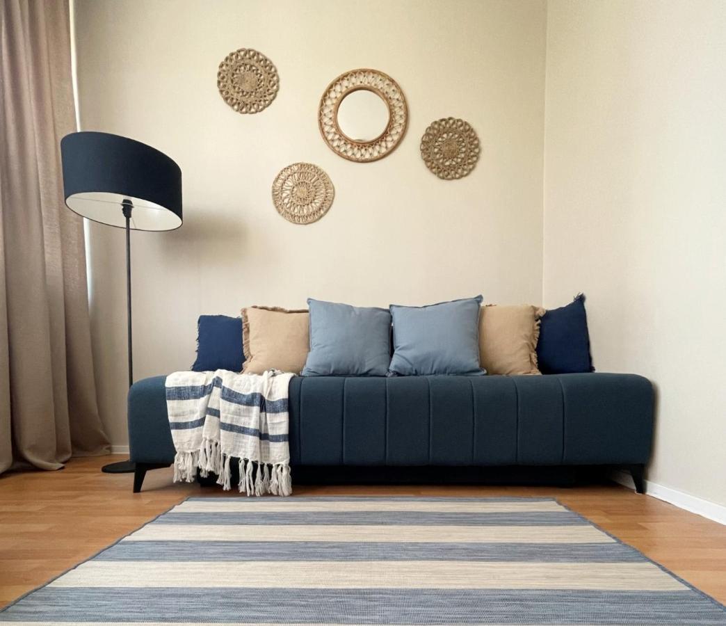 Powder Blue Studio Apartment Gdansk