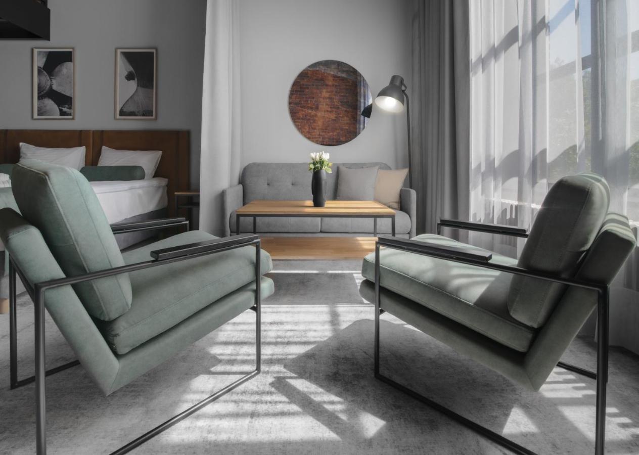 Montownia Lofts & Experience *