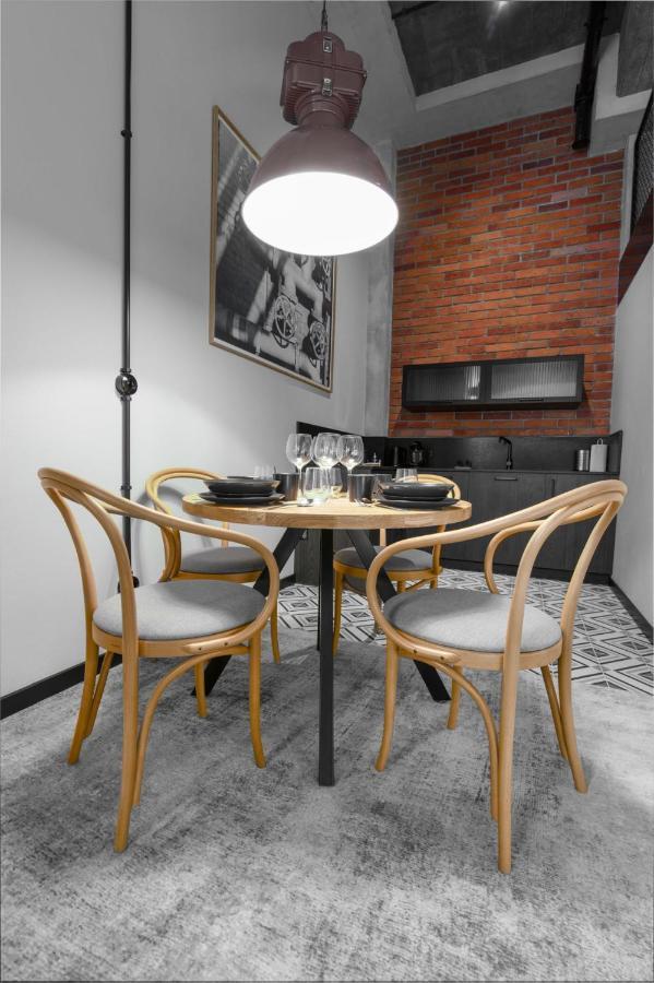 Montownia Lofts & Experience Hotel apartamentowy Gdańsk