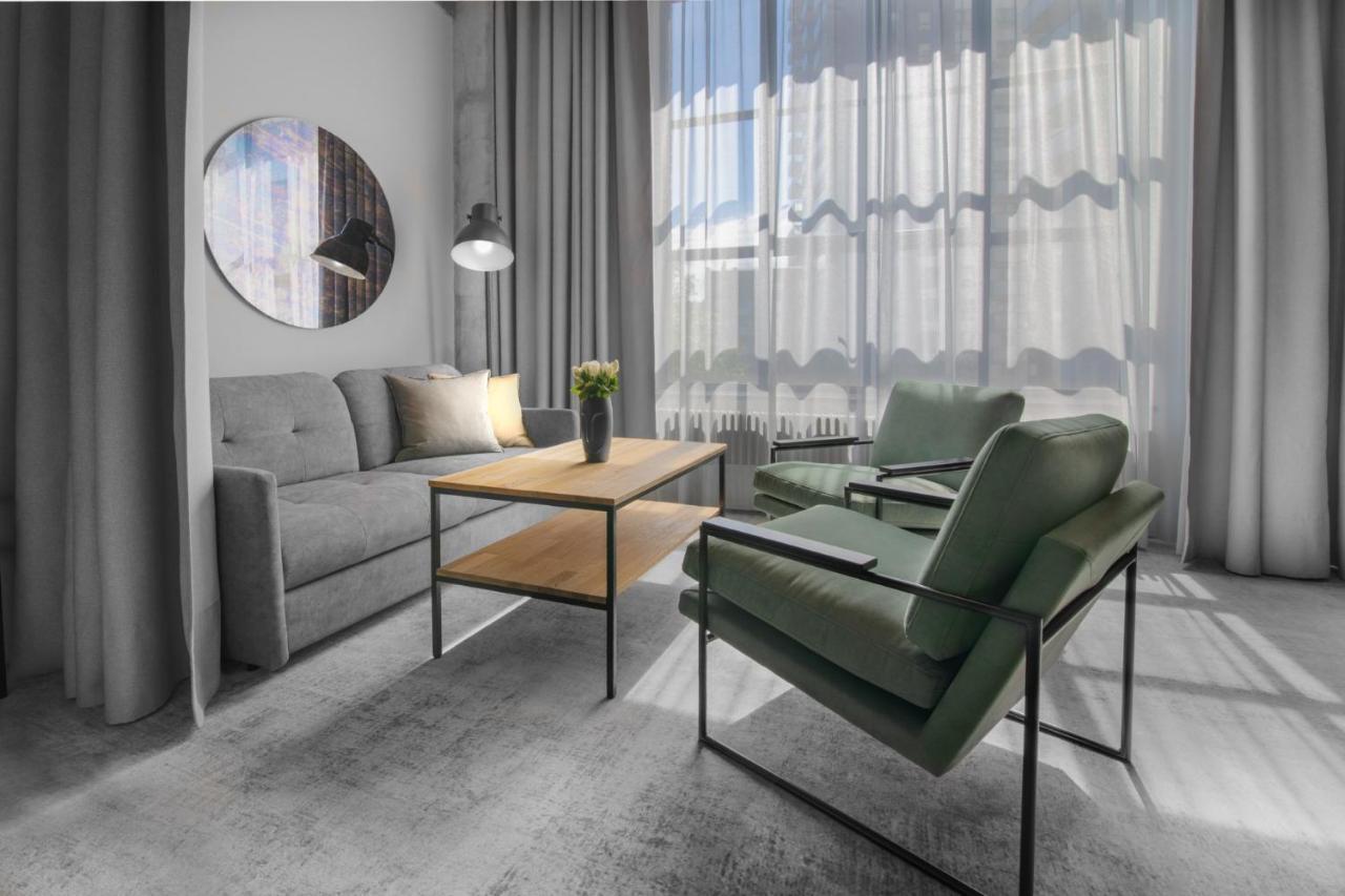Montownia Lofts & Experience *