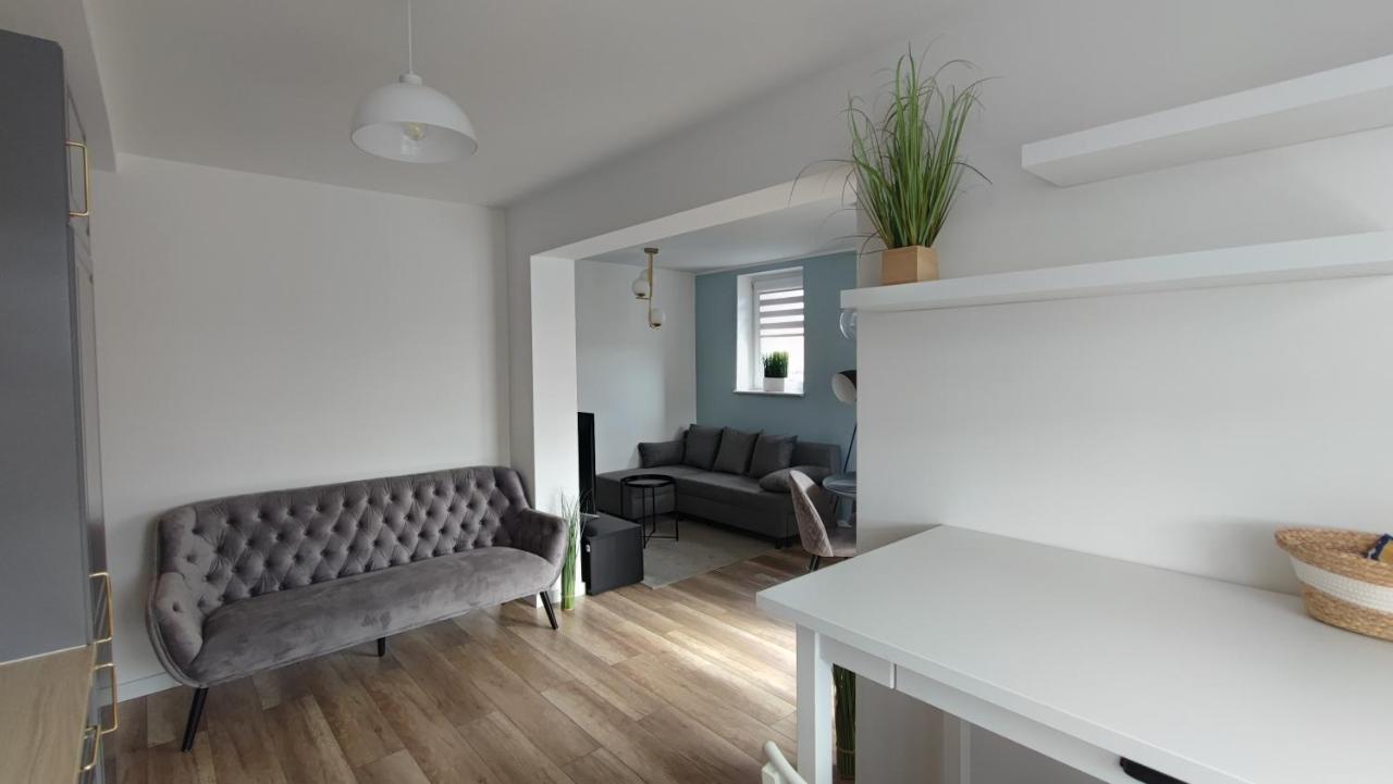 Sloneczne Mieszkanie Apartment *