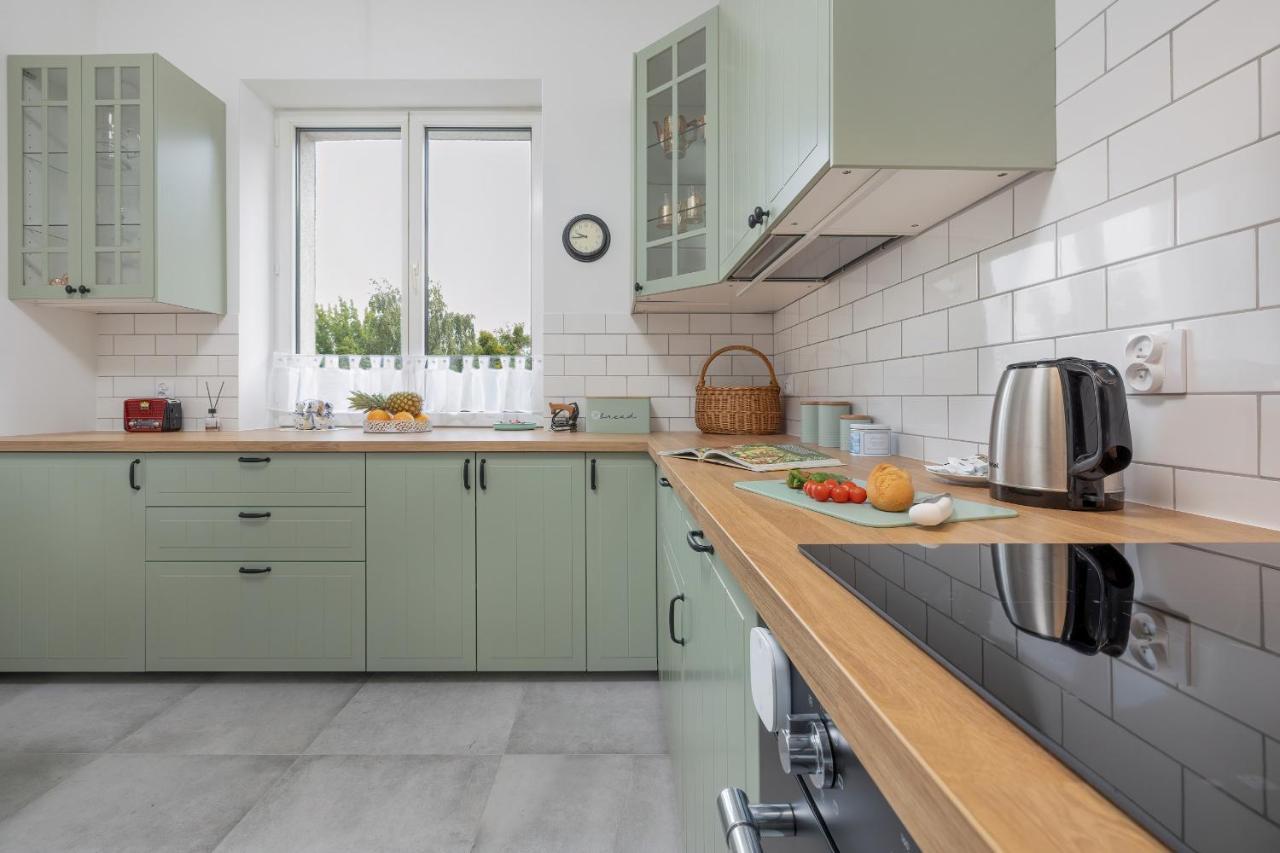 Spacious Grunwaldzka 77 Wrzeszcz By Renters Lägenhet Gdańsk