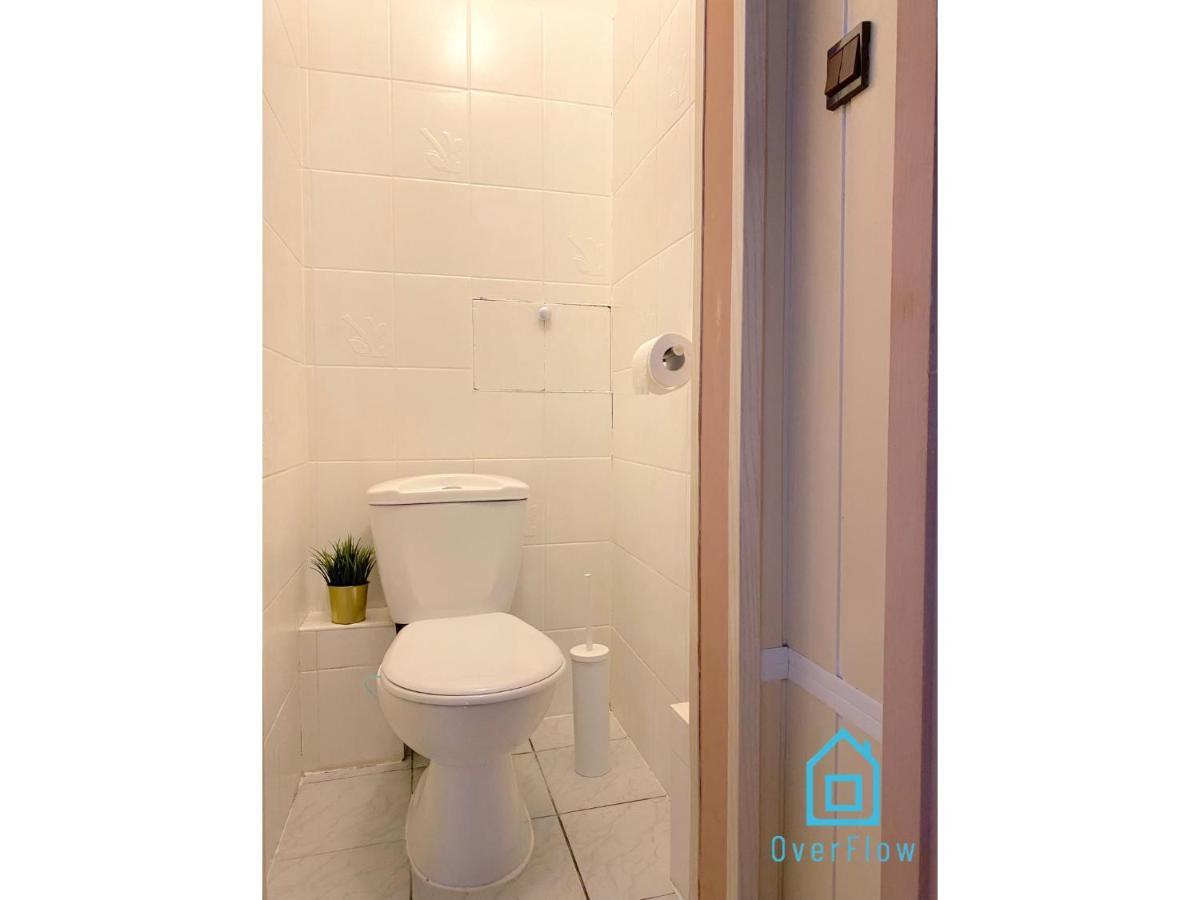 Square - 20 Minutes To Old Town & Seaside Kwatera prywatna *