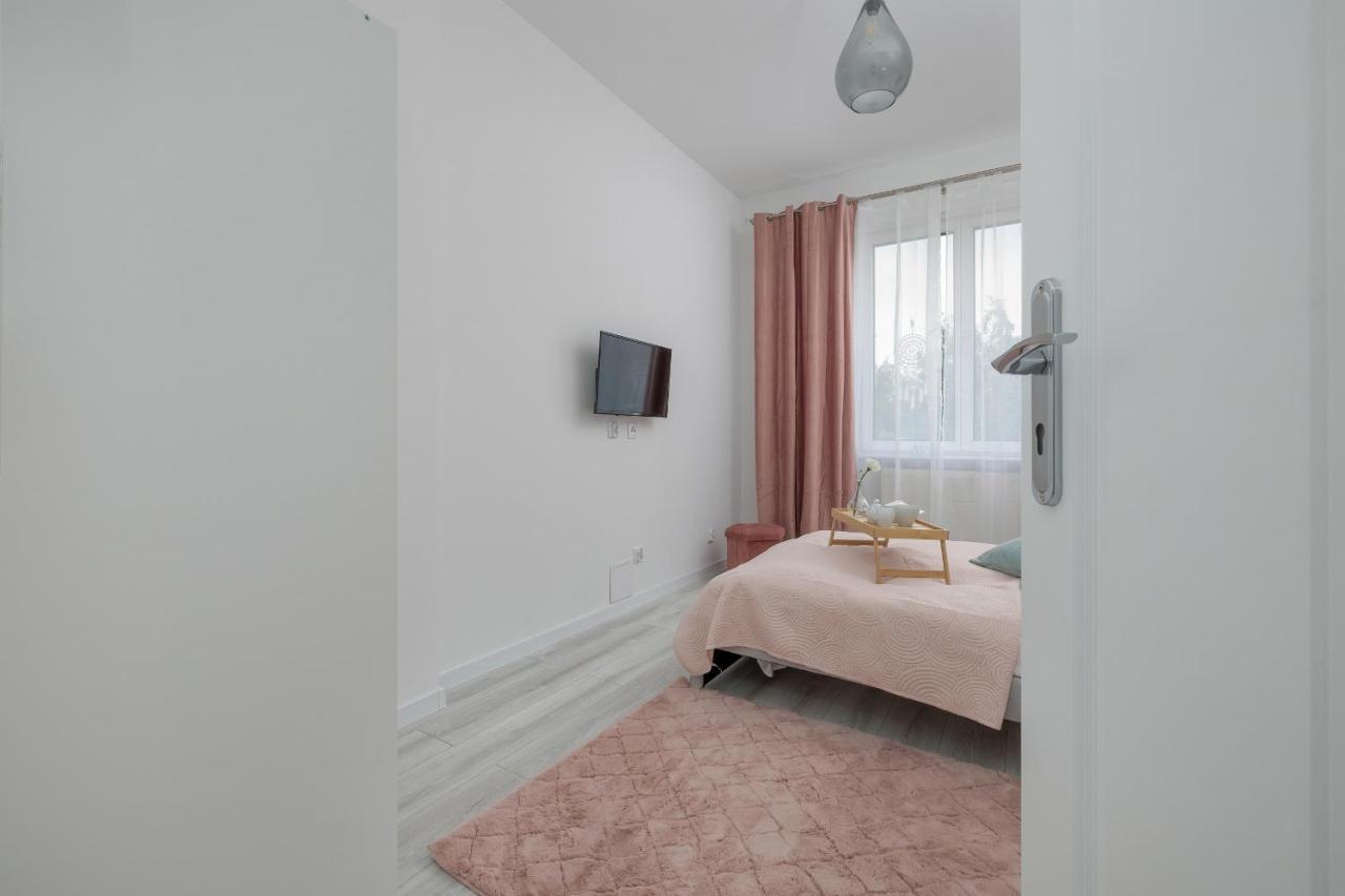 Spacious Grunwaldzka 77 Wrzeszcz By Renters Apartament