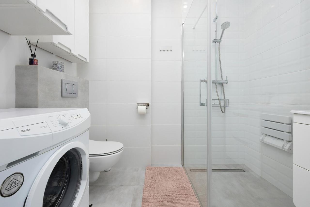 Spacious Grunwaldzka 77 Wrzeszcz By Renters Apartament Gdańsk
