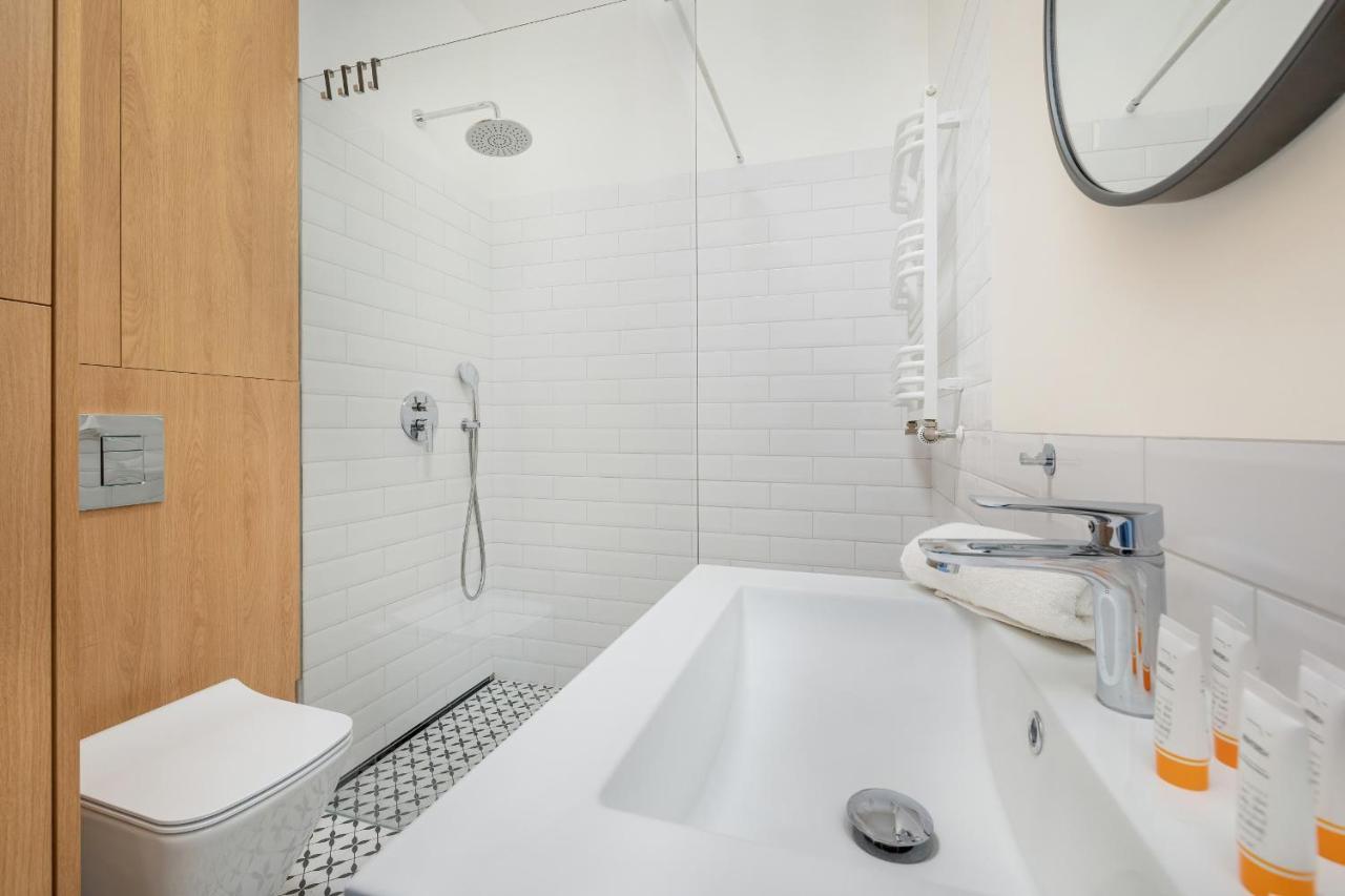 Cheerful Lesmiana Garnizon Estate By Renters Apartament *