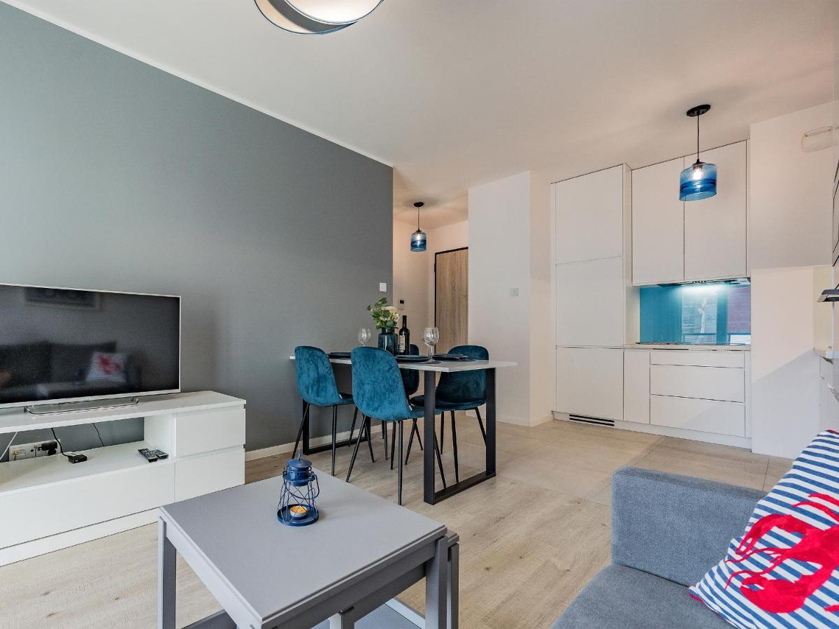 Apartment Hello Letnica With Private Parking Danzig