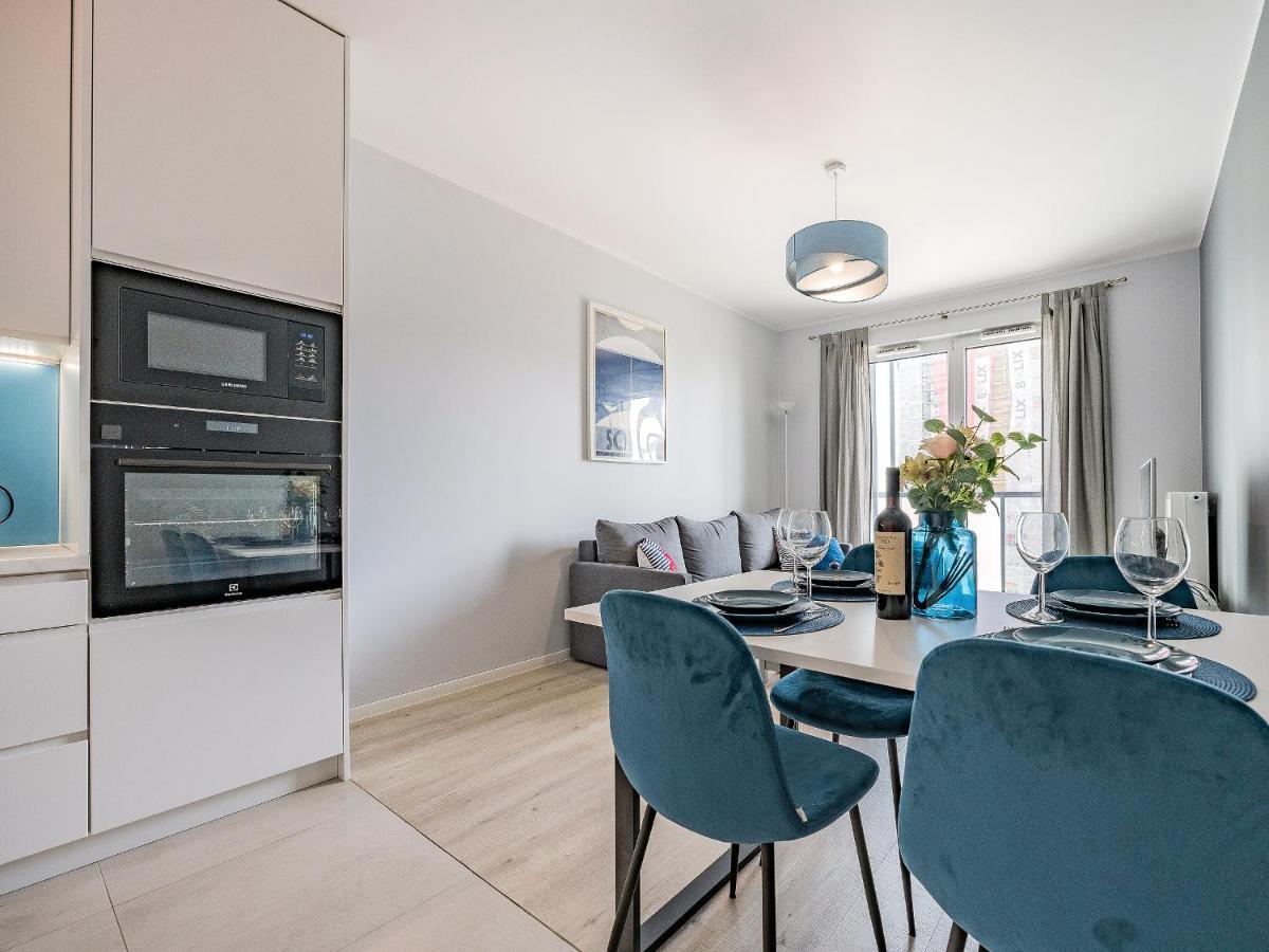 Apartment Hello Letnica With Private Parking Danzig