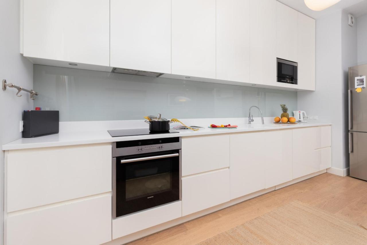 Apartment Neptun Park Spacious 3-bedroom By Renters
