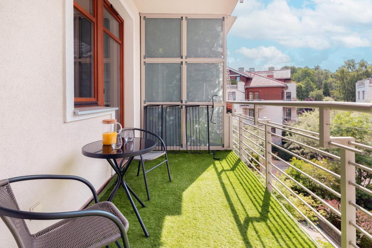Neptun Park Spacious 3-bedroom By Renters Apartment Gdansk