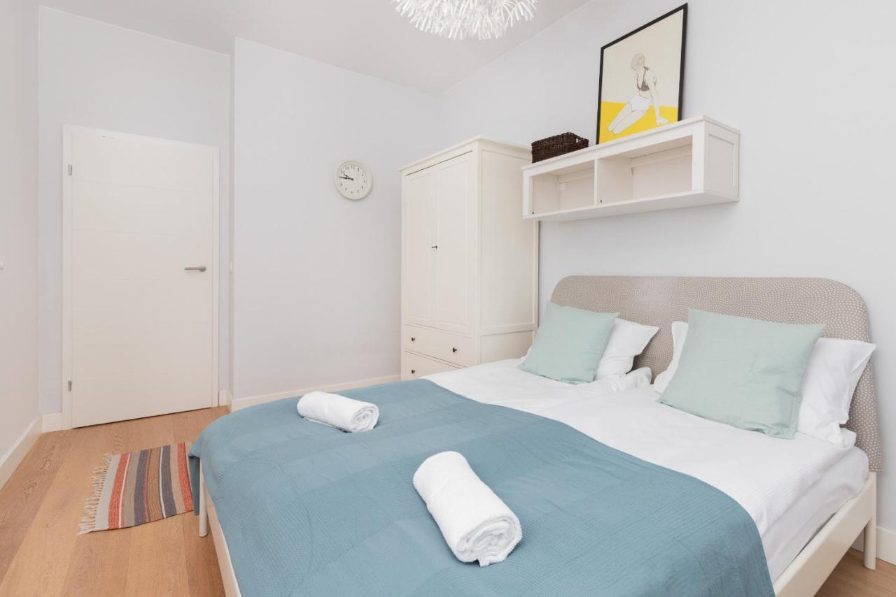 Neptun Park Spacious 3-bedroom By Renters Apartment *