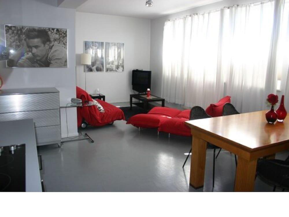 Bed & Breakfast Pica Paca - Old Town 2*