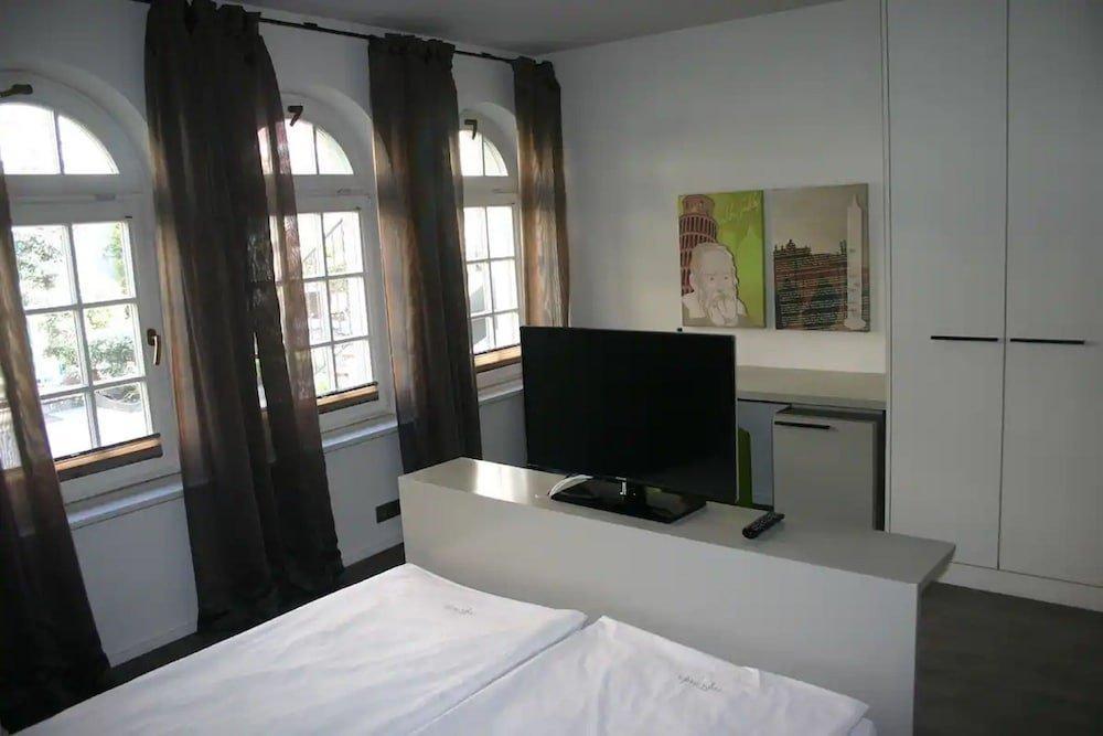 Bed & Breakfast Pica Paca - Old Town 2*