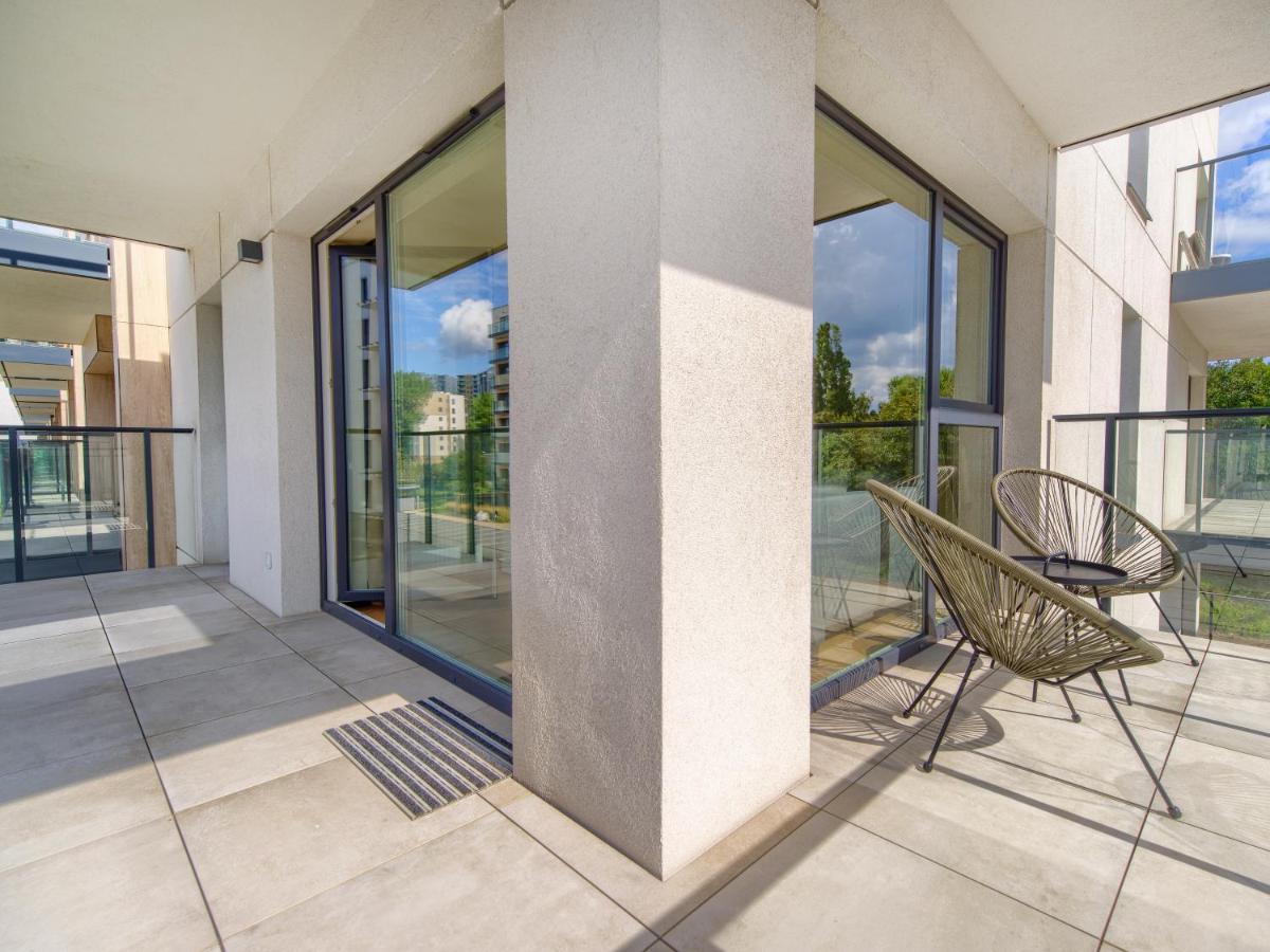 Modern Business - Balcony, Parking - By Rentujemy Apartment Danzig