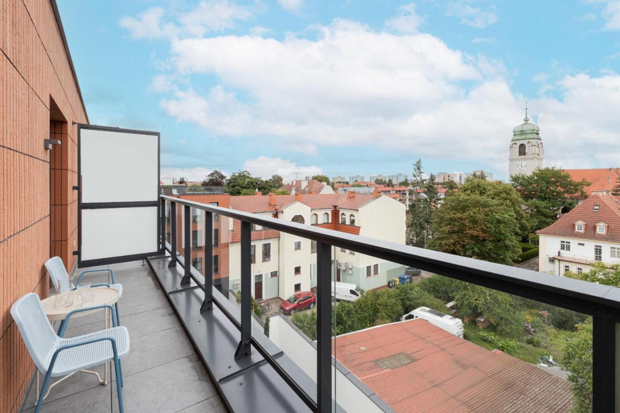 Bright & Trendy With Balcony By Renters Apartment Gdansk