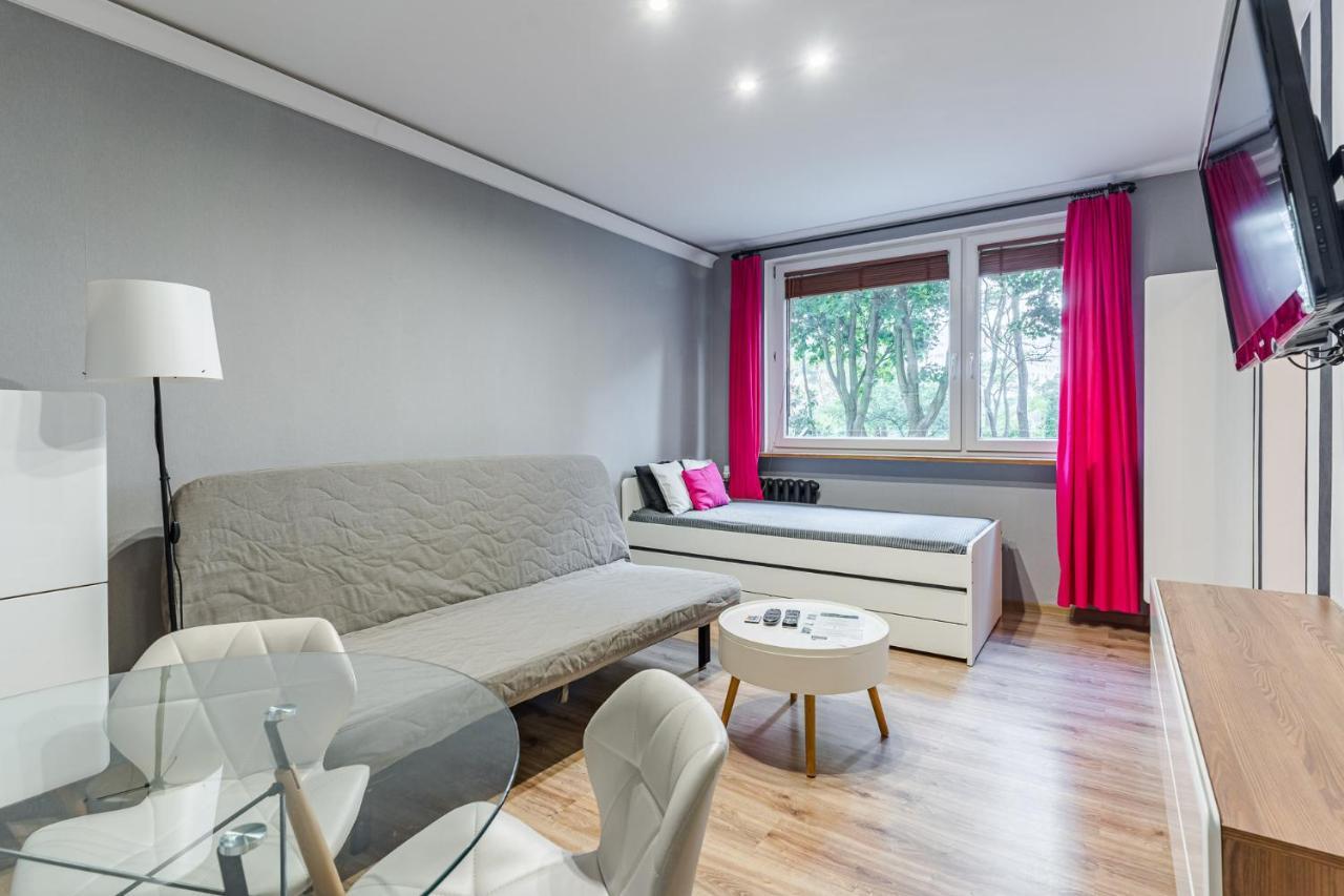 Apartment Apartament Black Stripes Blisko Morza