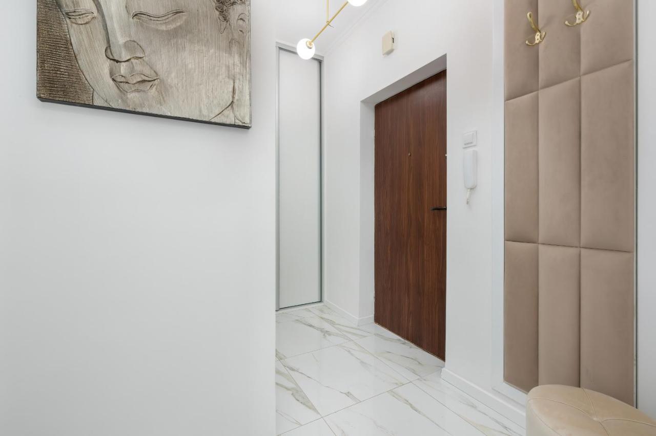 Beautiful One Bedroom Zamkowa By Rent Like Apartment *