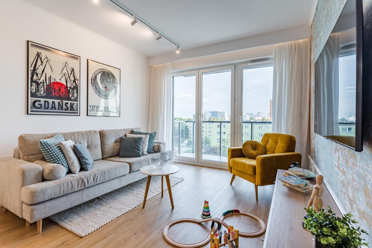 Golden Reagan By Aparo - Nowy Apartament, Winda, Lozeczko Turystyczne, Plaza 500m, Balkon, 2 Sypialnie Oraz Salon, Rowerownia, Biurko Leilighet Gdańsk
