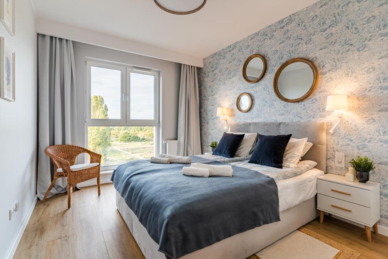 Leilighet Golden Reagan By Aparo - Nowy Apartament, Winda, Lozeczko Turystyczne, Plaza 500m, Balkon, 2 Sypialnie Oraz Salon, Rowerownia, Biurko Gdańsk