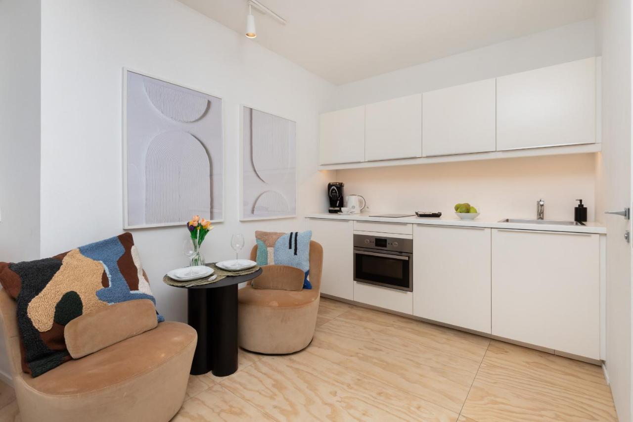Apartment Stylish Studio In Modern Design - Tartaczna 2 By Rent Like *