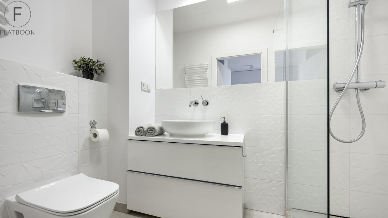 Center Pool & parking Apartment Gdansk