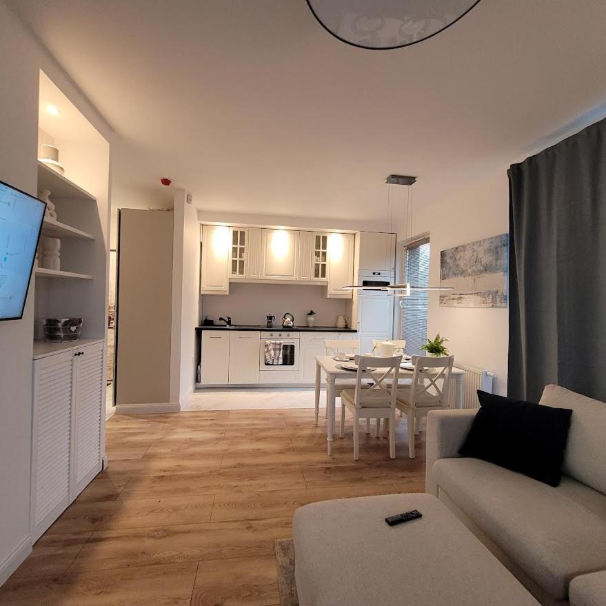 Apartament Brzezno 150 M Od Morza *