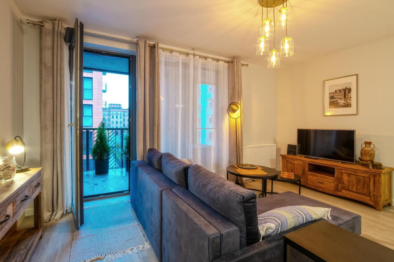 Stare Miasto, Old Town Z Tarasem I Parkingiem- Sinus Apartment