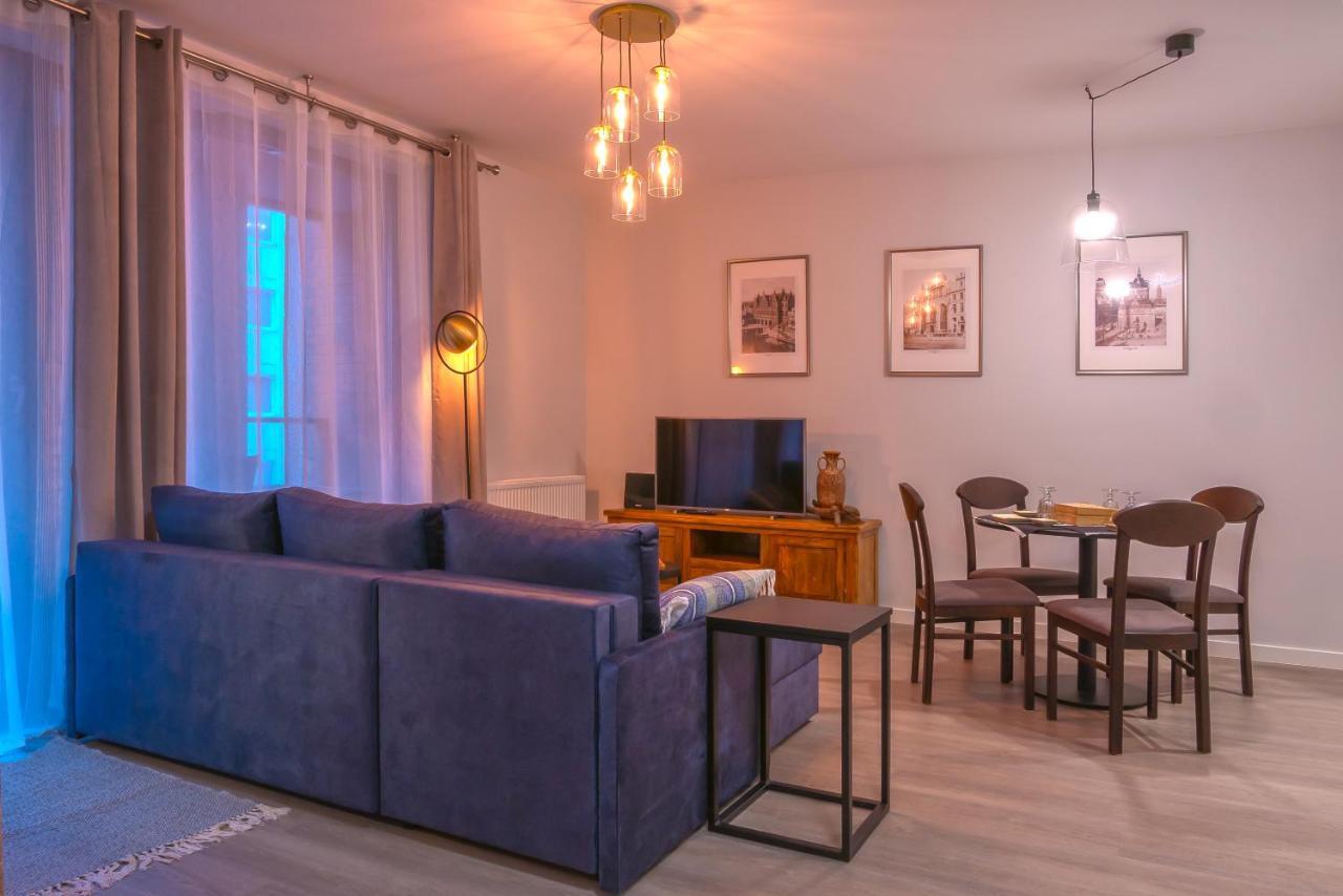Stare Miasto, Old Town Z Tarasem I Parkingiem- Sinus Apartment