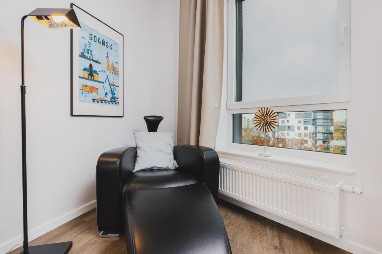 Apartment Slaska With Parking & Gym Business District By Renters Gdansk
