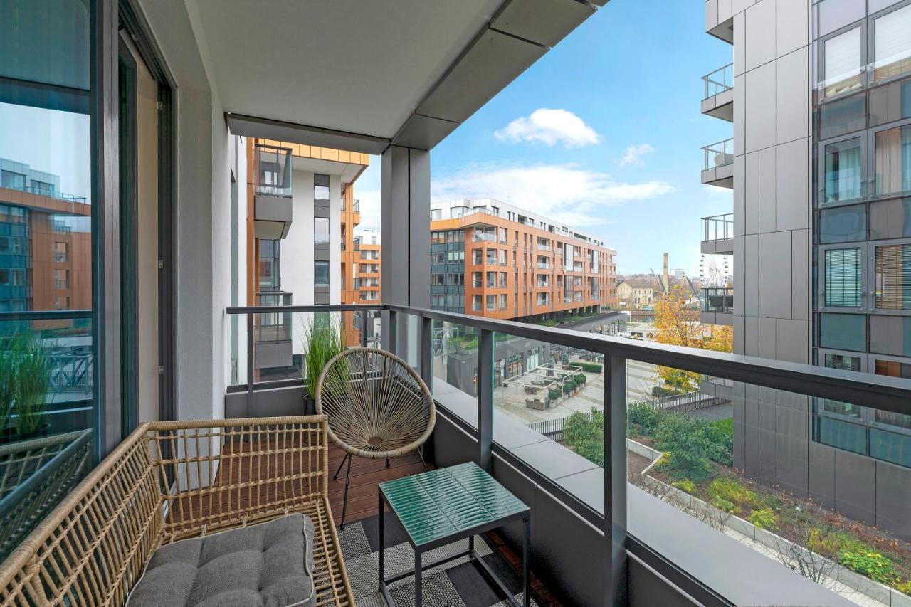 Apartment Brabank Riverside - Sauna, Business & Gym By Downtown