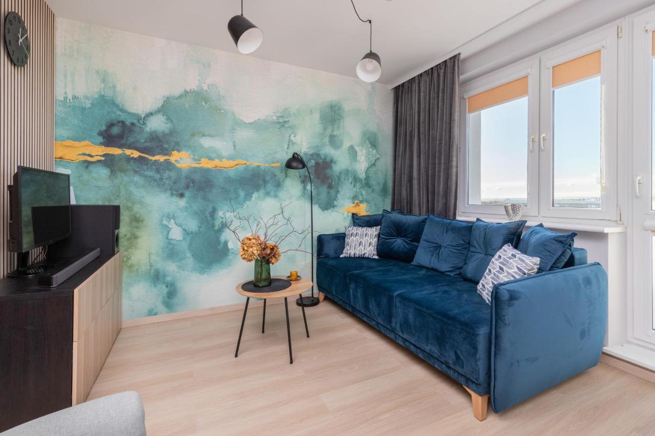 Cozy Pastel In By Renters