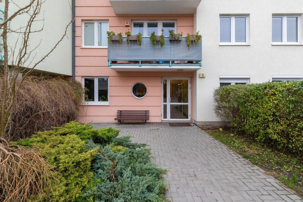 Subtle And Cosy With Furnished Balcony In By Renters Gdansk