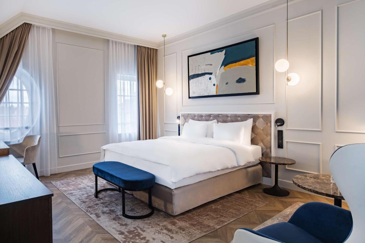 Radisson Blu Hotel, Khách sạn