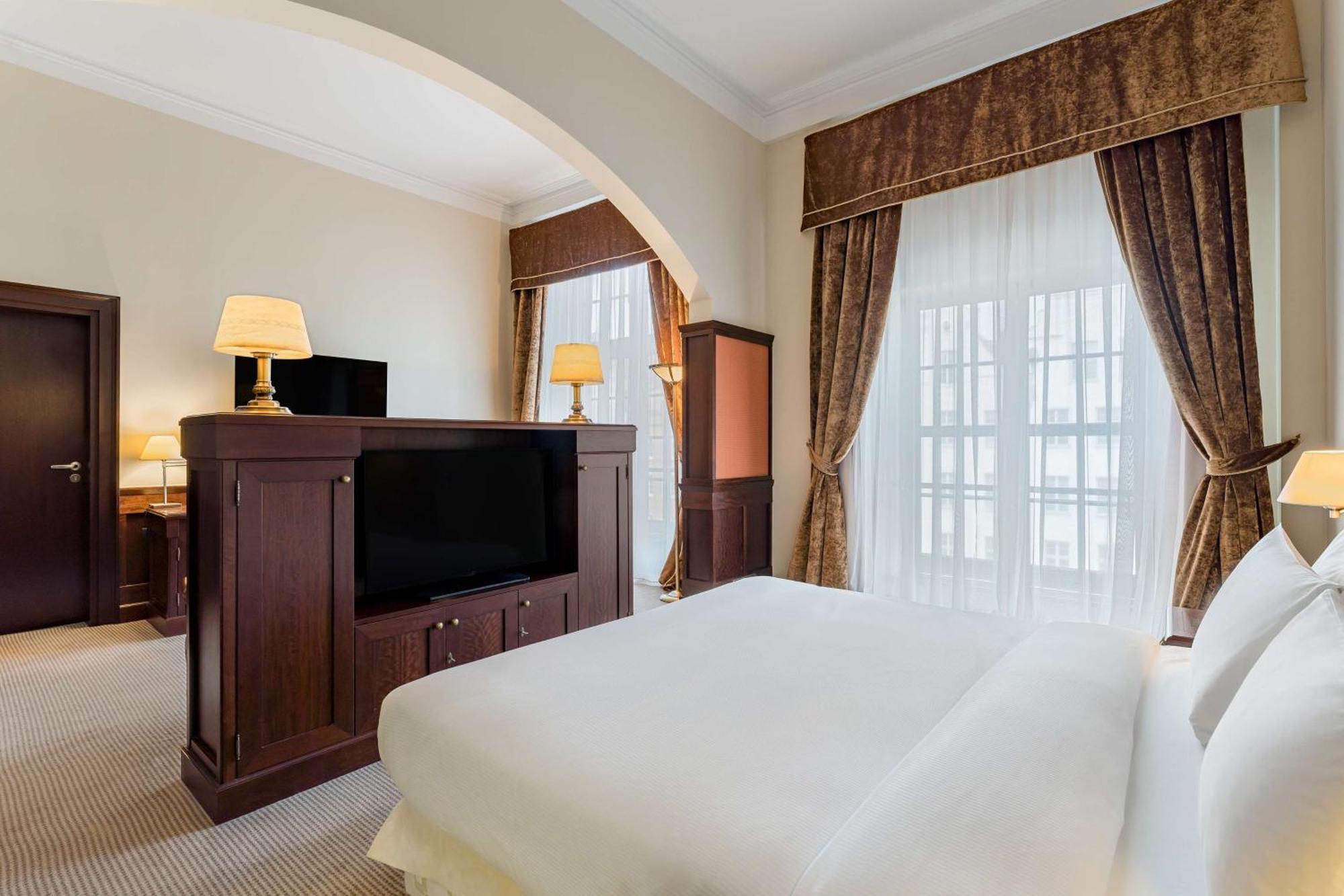 Radisson Blu Hotel, 5*