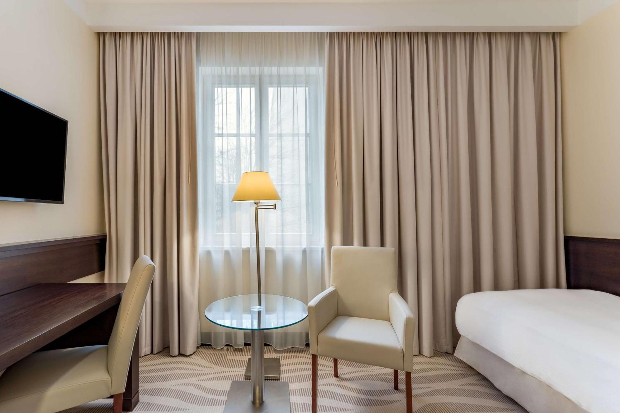 Khách sạn Radisson Blu Hotel,