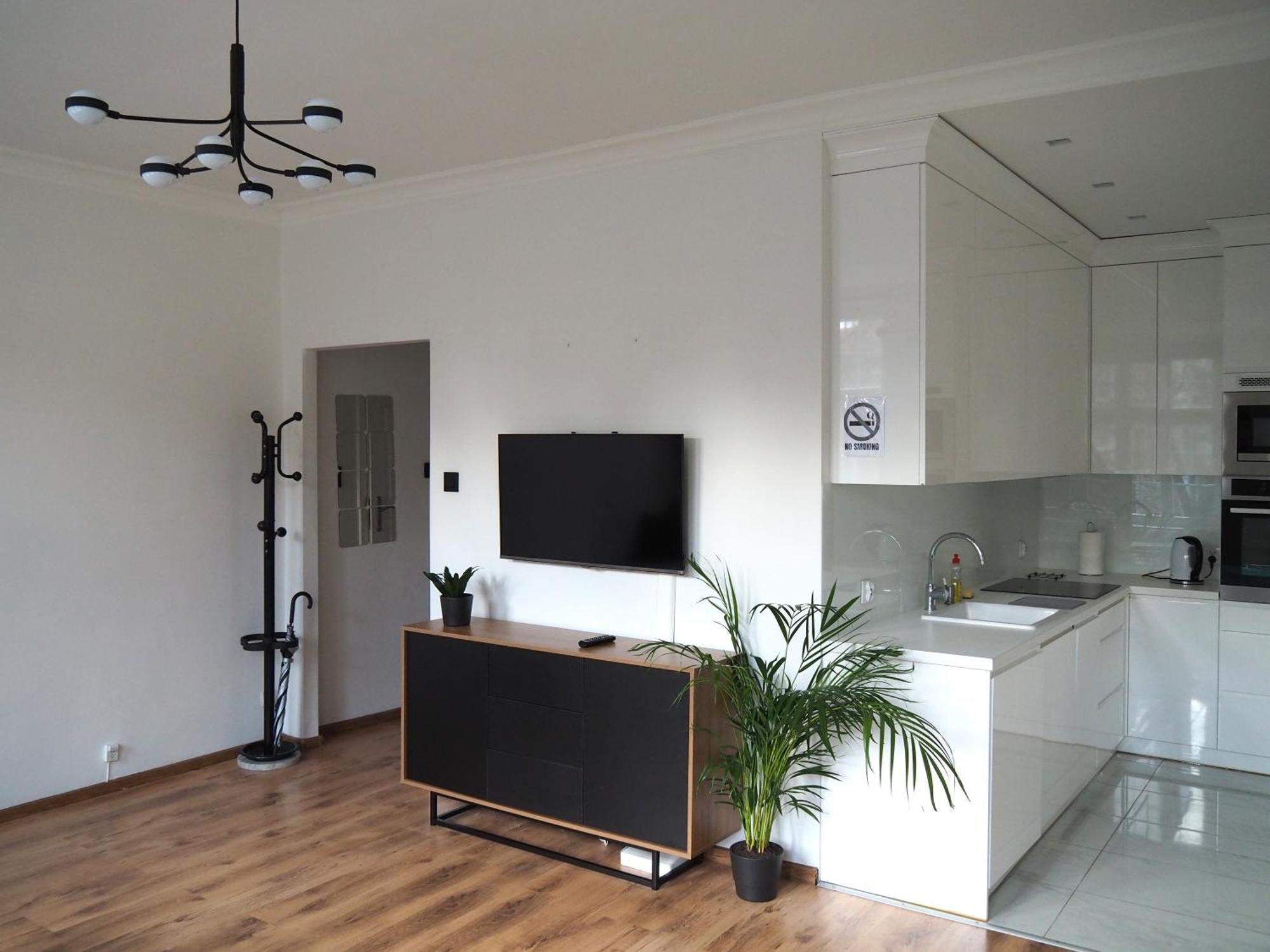 Grand-Tourist Center Point Apartments *