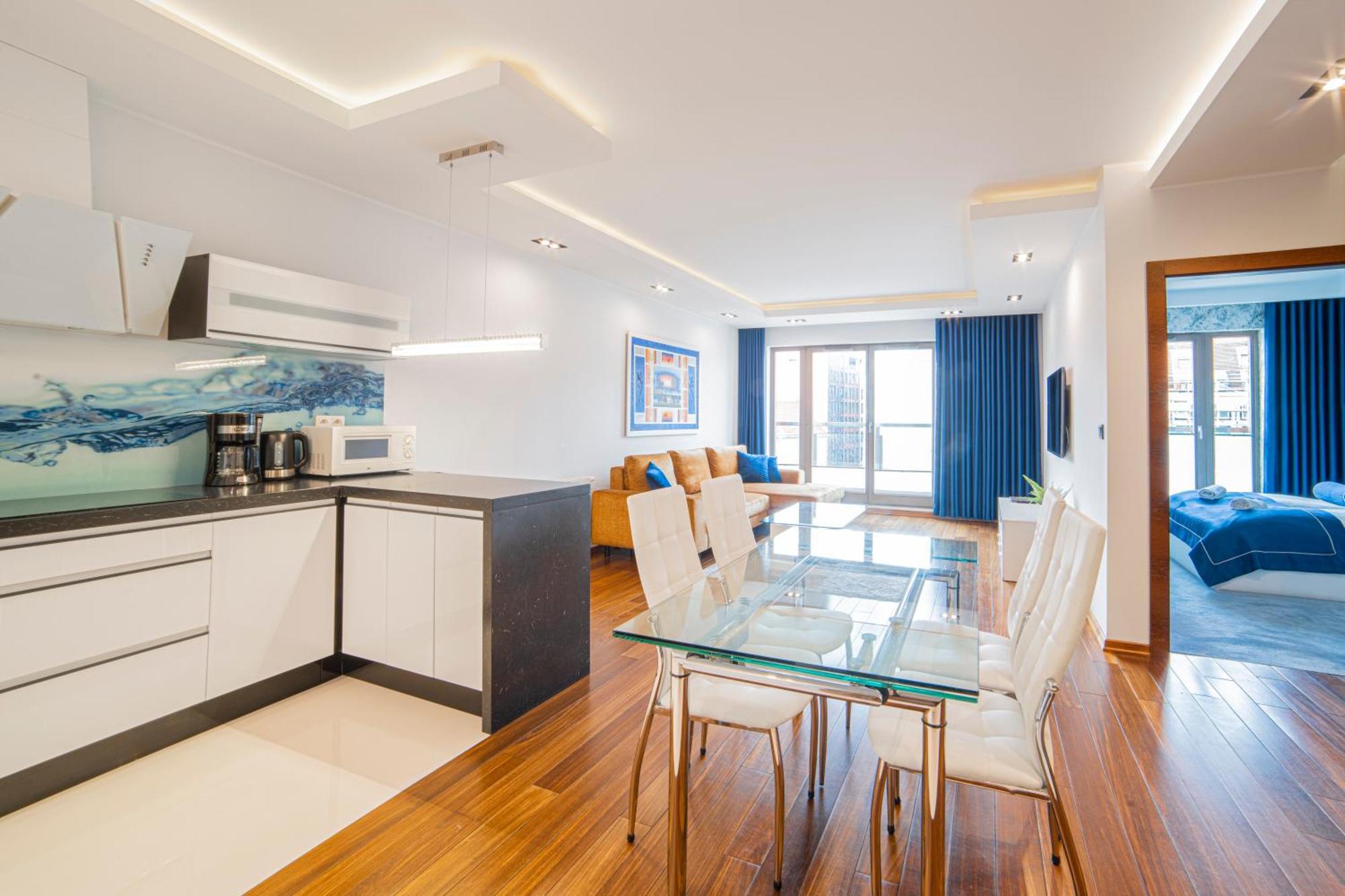 Apartament Amber Centrum Z Basenem *