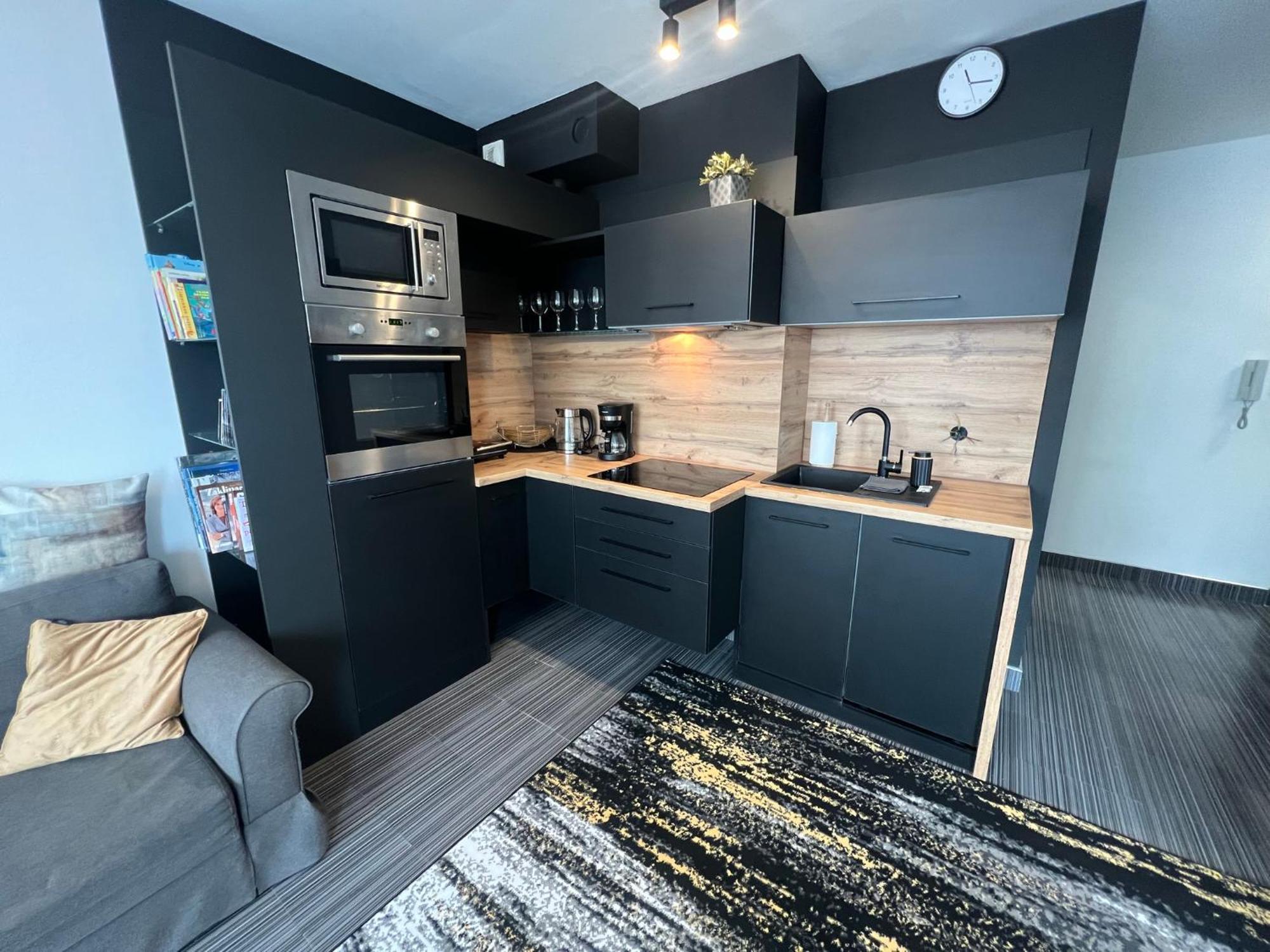 Wake Up To Baltic Views Aon Just Minutes From Huoneisto *