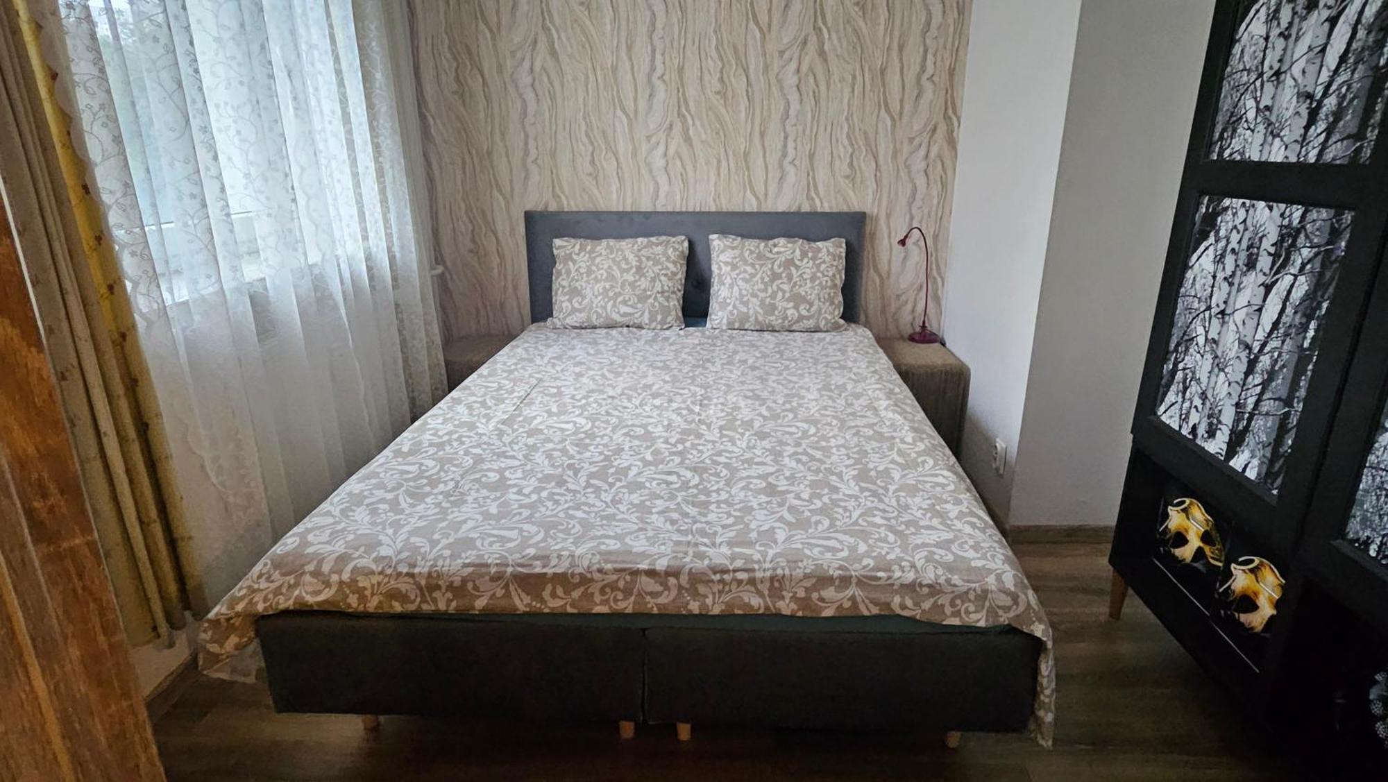 Goralska Apartment
