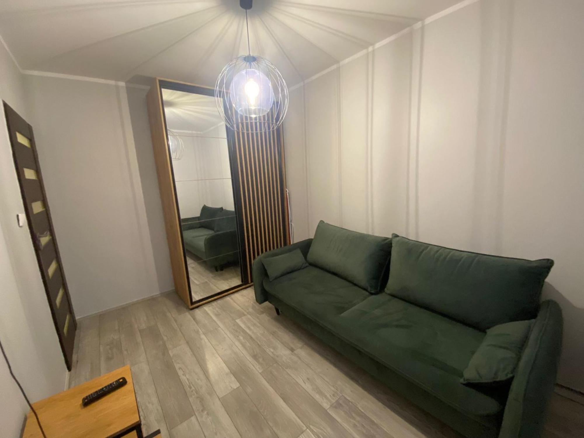 Rodzinne Mieszkanie 2-pokojowe 50m2 Z Bezplatnym Prywatnym Parkingiem I Balkonem *