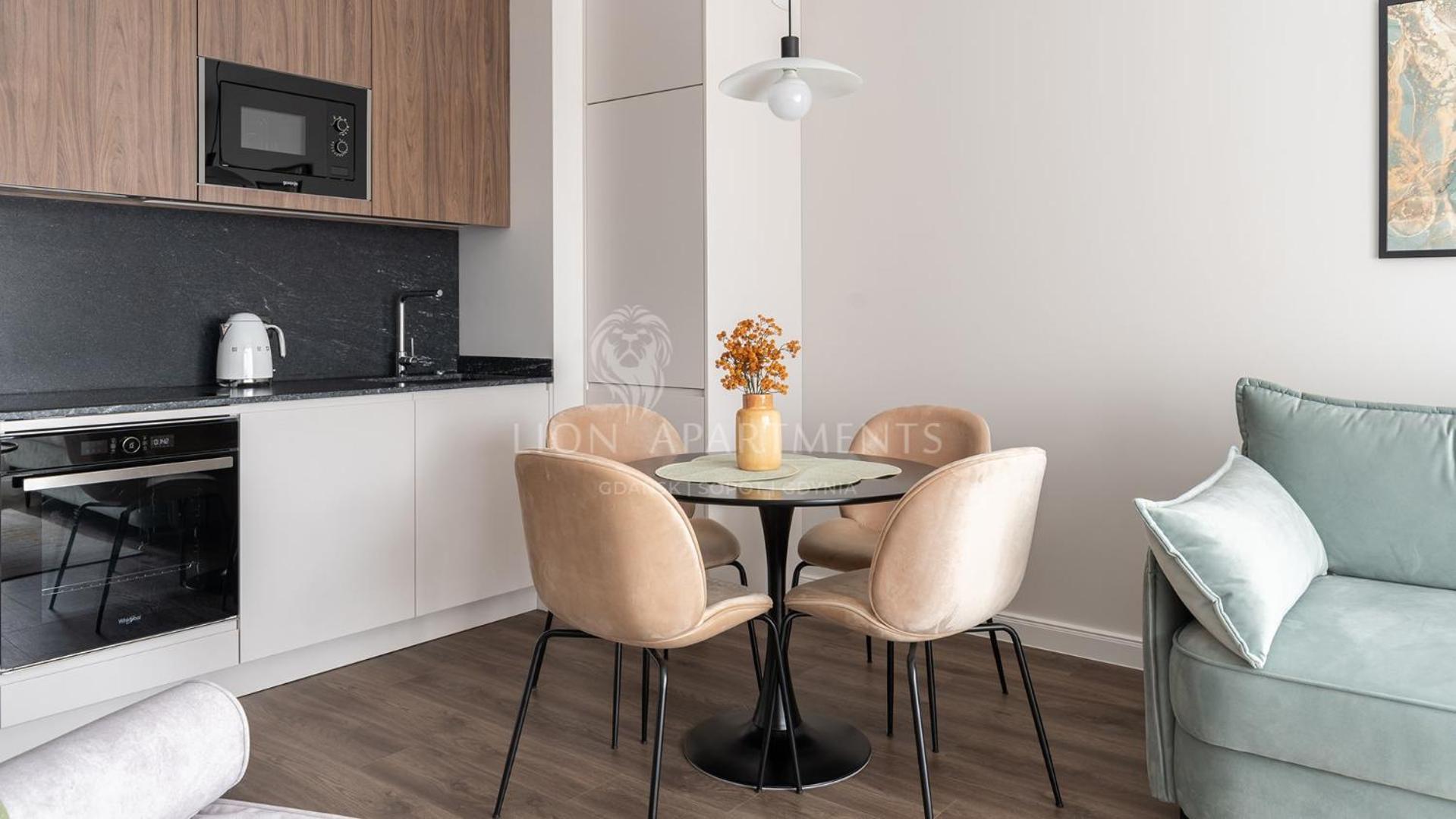 Scala Center Premium With Parking By Lion Apartment *