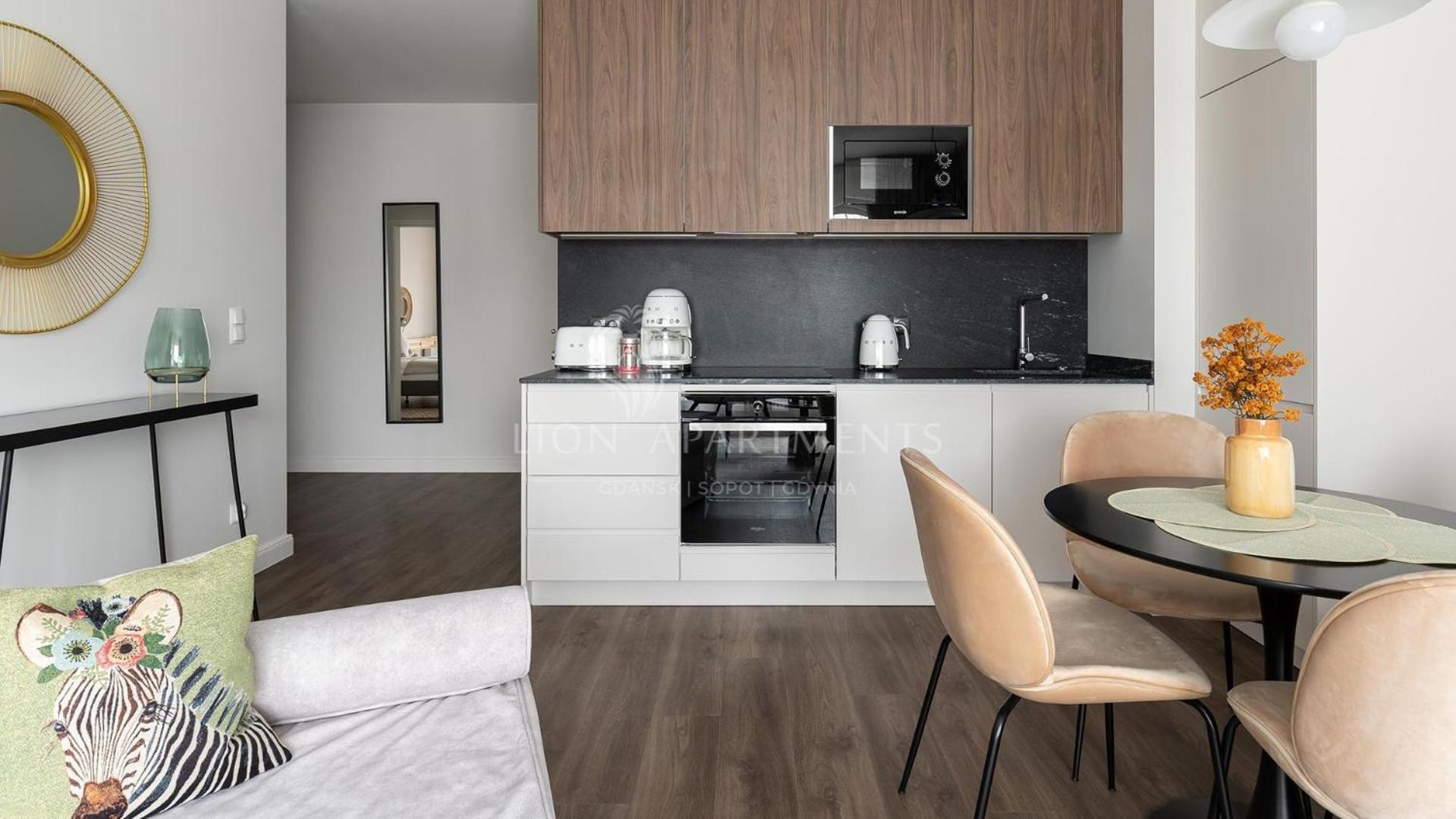 Scala Center Premium With Parking By Lion Apartment *